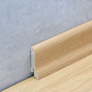 Sockelleiste 21 x 60 mm Eiche Lackiert