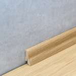 Sockelleiste 20 x 40 mm Eiche lackiert